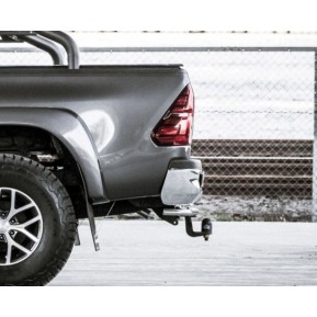 Underliggende støtfanger bak, Toyota Hilux '16- (sort)