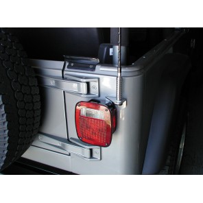 Brakett for montering av CB antenne, Jeep CJ/YJ